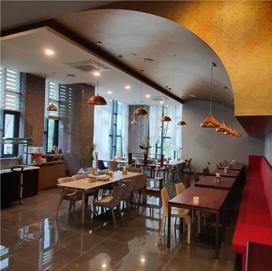 Gimpo Stavia Hotel Buitenkant foto